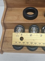 Tires & Wheels 1:25 Scale Model Car Parts Lot Assortment 21 Wheels.
