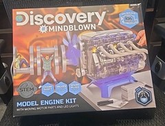 Discovery Mindblown Model Engine Building Kit 4 Cylinder Combustion Open Box NEW