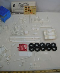 AMT PETERBILT CABOVER PACEMAKER 352 TRACTOR MODEL KIT 1:25 T502