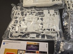 AMT, Retro Deluxe, ’62 Ford Thunderbird, 2n1, 1/25 scale !!Sealed Inside!!