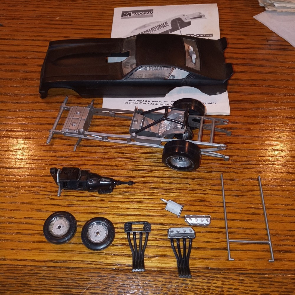 VINTAGE MONOGRAM 1/32 EARTHQUAKE VEGA PARTS FUNNY CAR
