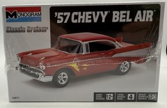 Monogram ‘57 Chevy Bel Air Model Kit 1:24 2 Door Hardtop Classic Cruiser 10871