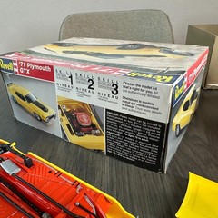 Revell ’71 Plymouth GTX Model Kit PARTIALLY BUILT & PAINTED