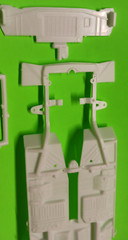 Revell 1/24 1969 Dodge Super Bee 440 Six Pack Frame Chassis Axle Rear End Model
