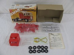 1982 AMT 1/32 Kenworth Aerodyne 108 Cabover Tractor Semi Truck Kit #PK-6807 New!
