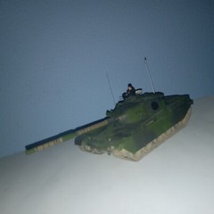 British Chieftain Mk5 Main Battle Tank scale model
