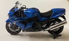 BUILT – Tamiya 1/12 Kawasaki ZZR1400 / ZX-14