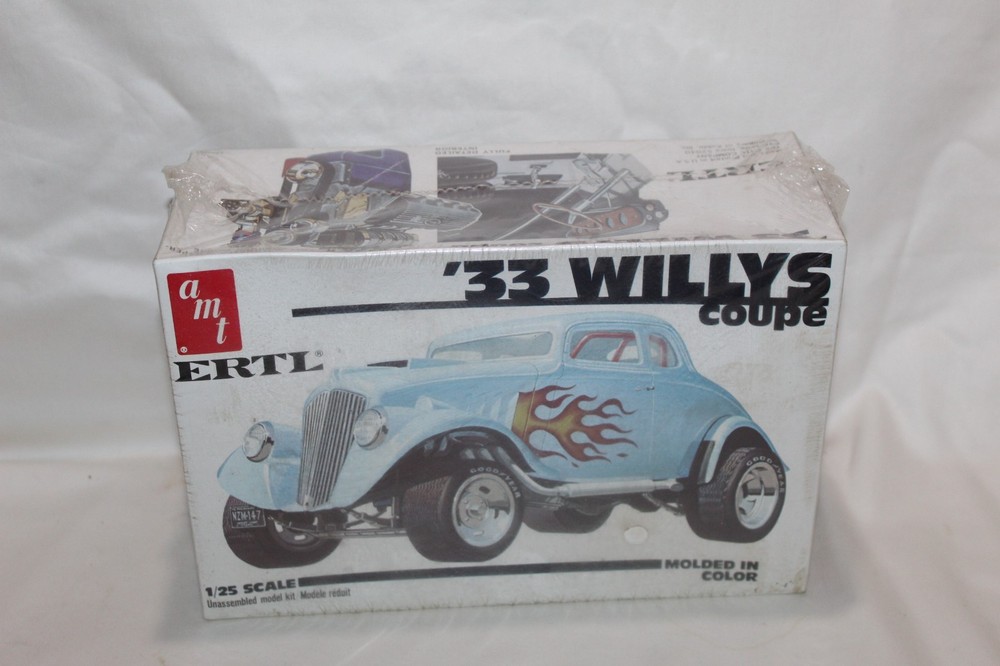 NEW 1979 AMT Ertl 6570 1/25 1933 Willys Coupe 427 Cammer Gasser Model Kit