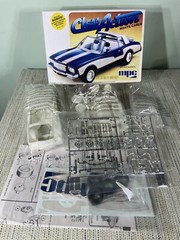 MPC Class Action Monte Carlo with Chopper & Trailer 1:25 Car Model Kit
