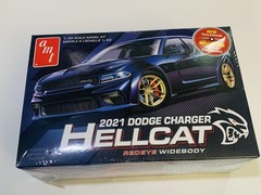 AMT 2021 Dodge Charger Hellcat Redeye Widebody 1/25 Scale Model Kit AMT1325M New