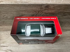 AMT CustomShop ‘57 Chrysler 300C Fully Decorated 1/25 Model Kit #30247 MIB 2000