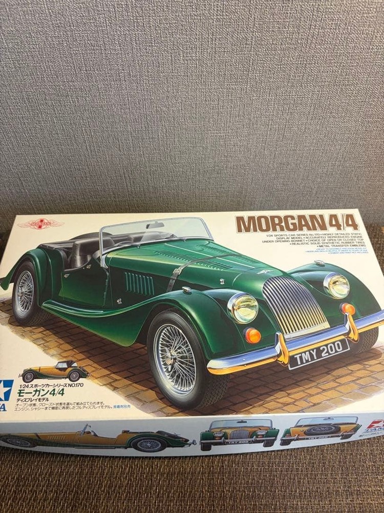 Tamiya 1/24 Morgan 4/4 Sports Car Model Kit No.170