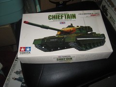 Vintage Motorized Chieftain British Army 46ton Medium Tank by Tamiya -1/35 scale