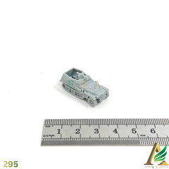 1/144 Sd.Kfz 250/1 WWII German Halftrack Resin Model Kit Unpainted