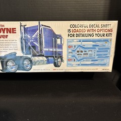 AMT 1463 KENWORTH AERODYNE CABOVER TRUCK MODEL-NIB-1/25 SCALE