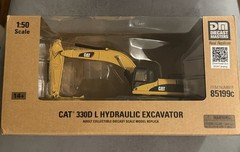 Diecast Masters 85199C CAT Caterpillar 330D L Hydraulic Excavator 1/50 MB