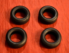 AMT Wide Black Wall Tires 1/25