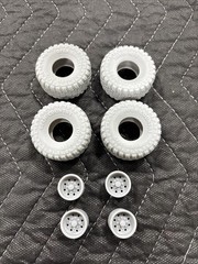 Resin Printed 1/25 42 X 18 Toyo Open Country M/t 8 Lug Wheels Rock Mud Truck
