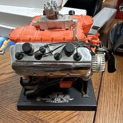 Dodge HEMI 426 Pre-Built Automotive Engine Model w/ Stand Orange Silver
