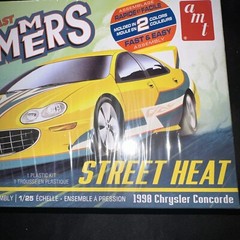 AMT 1/25 1998 Chrysler Concorde Slammers Street Heat Model Kit AMT1227-NEW