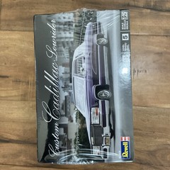 Revell Custom Cadillac Lowrider Model Car Kit 1/25 1:25 Scale