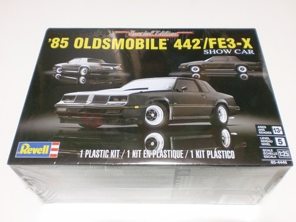 USA Revell 1/25 Oldsmobile 442/FE3-X 1985 Show Car Revell 85-4446