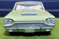 1964 Ford Thunderbird Dealer Promo 1:25 T-bird Florentine Green Hardtop Vintage