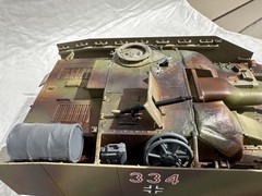 1/35 BUILT STURMGESCHUTZ IV WITH CONCRETE ARMOR-WELL BUILT READY TO DISPLAY.
