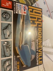 1965 PONTIAC BONNEVILLE SPORT COUPE Model Kit AMT-1260 1/25 SCALE 3 IN 1