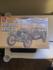 AMT 1923 Ford T Depot Hack AMT1237 Plastics Car/Truck 1/24-1/25