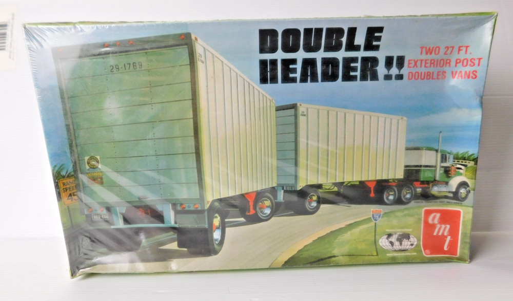 AMT #38684 Double Header- Two 27ft Exterior Post Doubles Vans 1/25 Plastic Kit