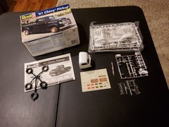 Revell – ’41 Chevy Pickup Model Car Kit