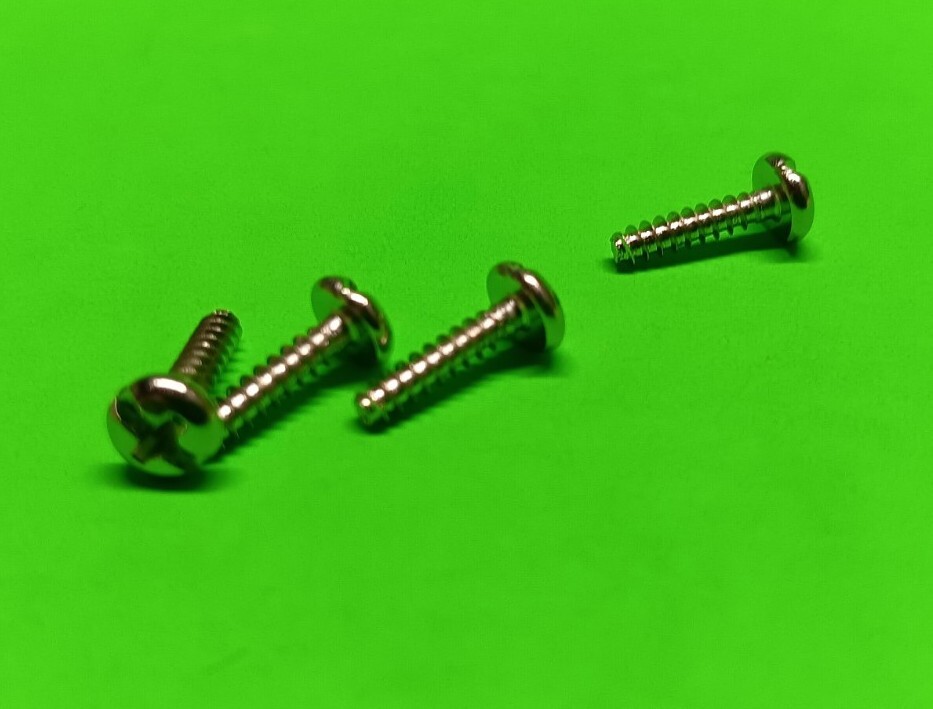 AMT 59 1959 Chrysler Imperial 1/25 4 Promo Style Chassis Frame Body Screws Model