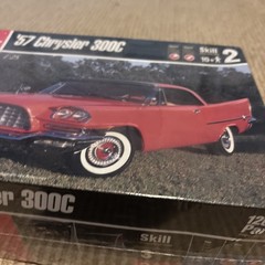 AMT ERTL ’57 Chrysler 300C 1/25 30046 Model Kit 1999 Factory Sealed