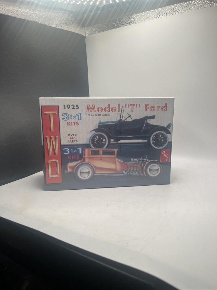 AMT 1925 Model “T” Ford Two 3 In 1 Kits 1/25 Scale Model Kit #626 Factory Sealed