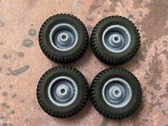 1/24 Scale: 18-Inch “Off-road Steelies” Wheels W/ Mud Tires; Jeep, Resin 1/25
