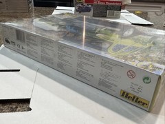 HELLER 1/24 SCALE CITROEN 2 CV FACTORY SEALED KIT! CIRCA 2000’s! VMCP!