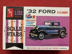 NOS 1:32 ‘32 Ford V-8 coupe Round2 Models AMT 1181/12