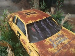 1980’S MONTE CARLO OLD RUSTY RETIRED STOCK CAR SITTIN IN FIELD DIORAMA SCENE !!