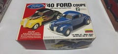 Vintage 1994 Lindberg Ford 1940 Coupe 1/25 Scale Model Car Kit #72519 OPEN BOX