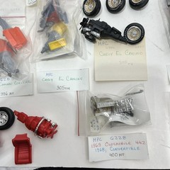 Junkyard Model Car Lot Motors Engines Accessories Various Parts 1/24