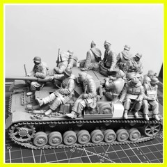1/35 Scale Die-Cast Resin Figure Model Kit Military Theme Tank Soldiers Set (…