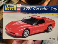 VINTAGE REVELL 2001 CORVETTE Z06 Model Kit New Open Box Complete/started 1/25