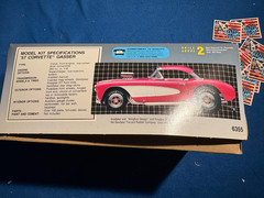 1/25 1957 CHEVROLET CORVETTE GASSER MODEL KIT OPEN B5