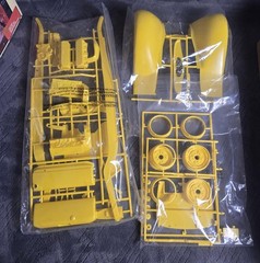 Vintage Revell Big Deuce ’32 Ford Highboy Hot Rod 1:8 3’n1 Model Kit Yellow
