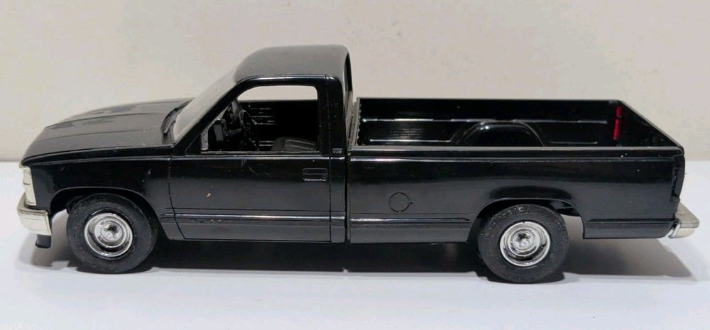 ✨VINTAGE✨AMT 1988 SILVERADO C-1500 PICKUP SABER BLACK DEALER PROMO 1:25 # 6262EO