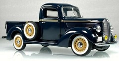 Ford Pickup Truck Vintage Classic Custom Built Metal Body Model Car Race Promo