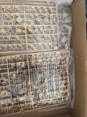 Hobby Boss 1/35 Russian 9K79 Tochka (SS-21 Scarab) IRBM #85509 *New Release*