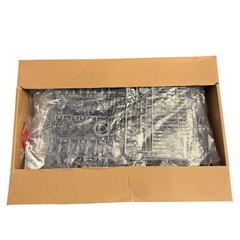 Revell Visible V-8 Engine 1:4 Scale Plastic Model Kit 85-8883 Skill Level 5