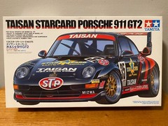 Tamiya 1:24 Taisan Starcard Porsche 911 GT2 Model Kit # 24175*2500 – Open Box